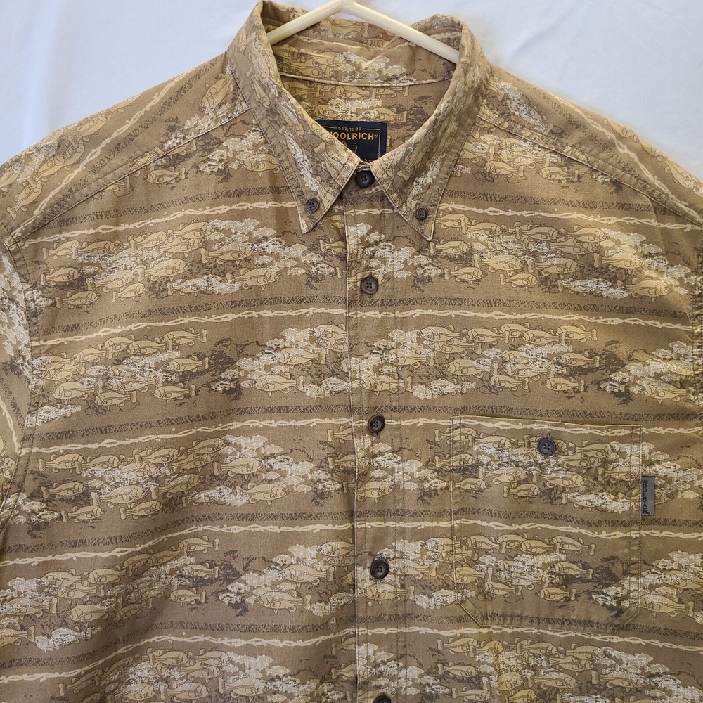 Vtg Woolrich Button down short sleeve shirt mens fishing Sz Lg 46" Beige brown